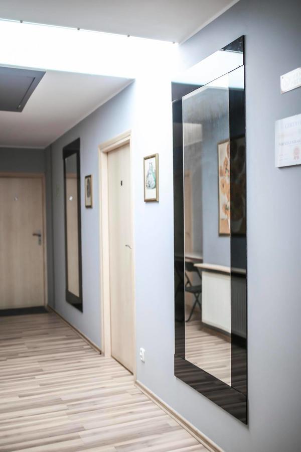 קאלבאריה זברז'ידובסקה Aparthotel "Dziewietnastka" מראה חיצוני תמונה
